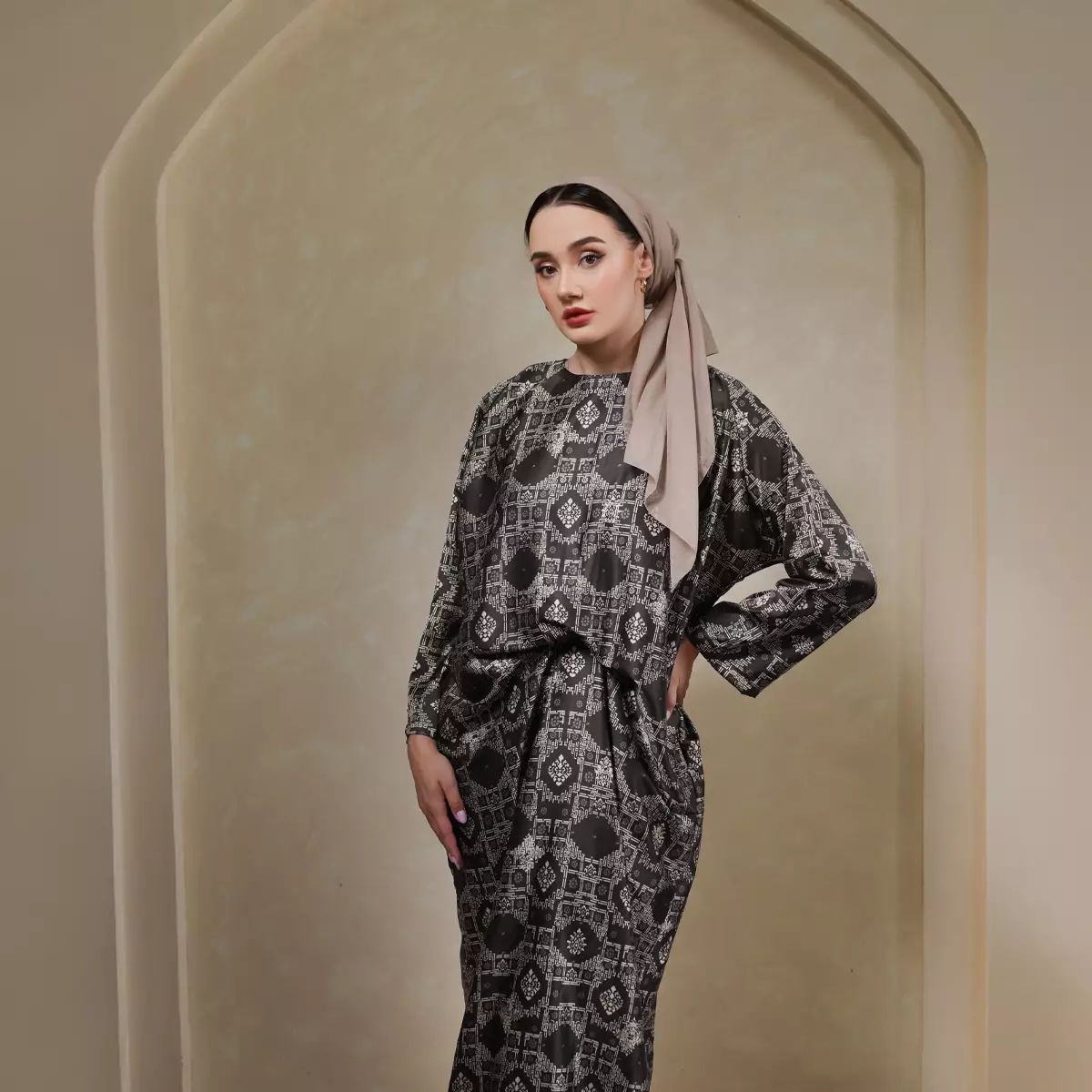ZM Zaskia Mecca - Lavika Ink Gamis  - Teman Serumpun - Edisi Laos