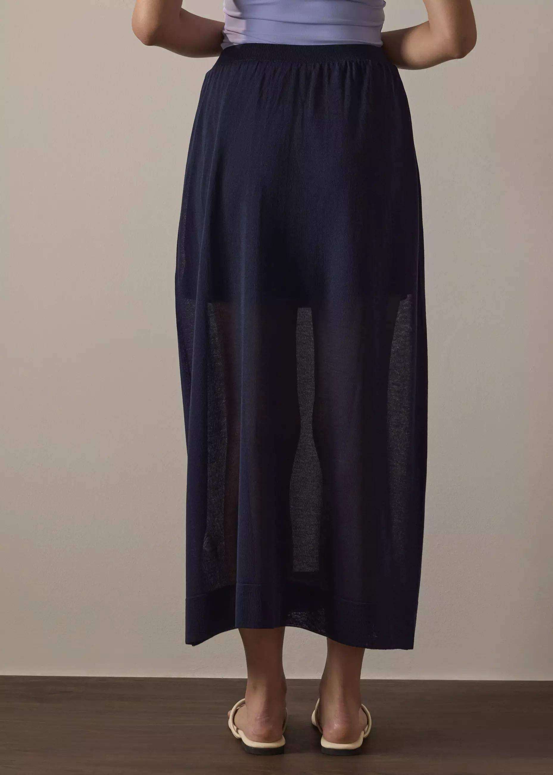Rok Wanita - Sheer Knit A-line Maxi Skirt