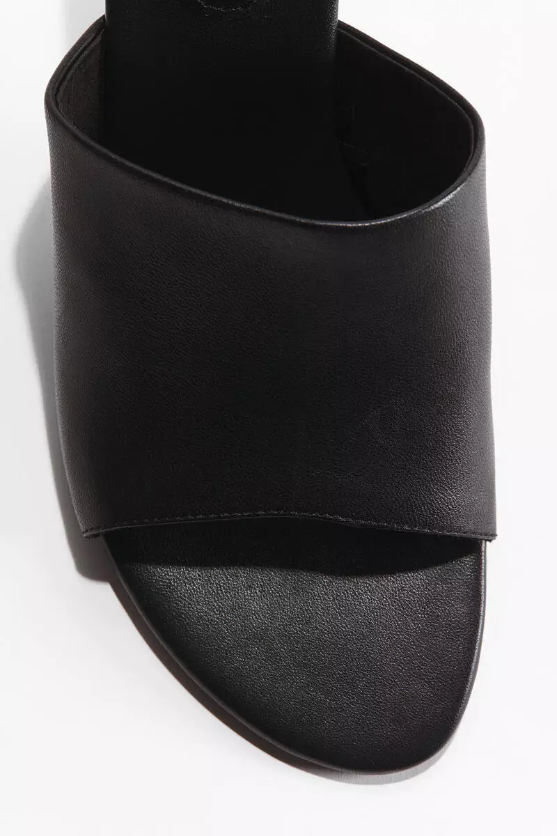 Heeled leather sandals