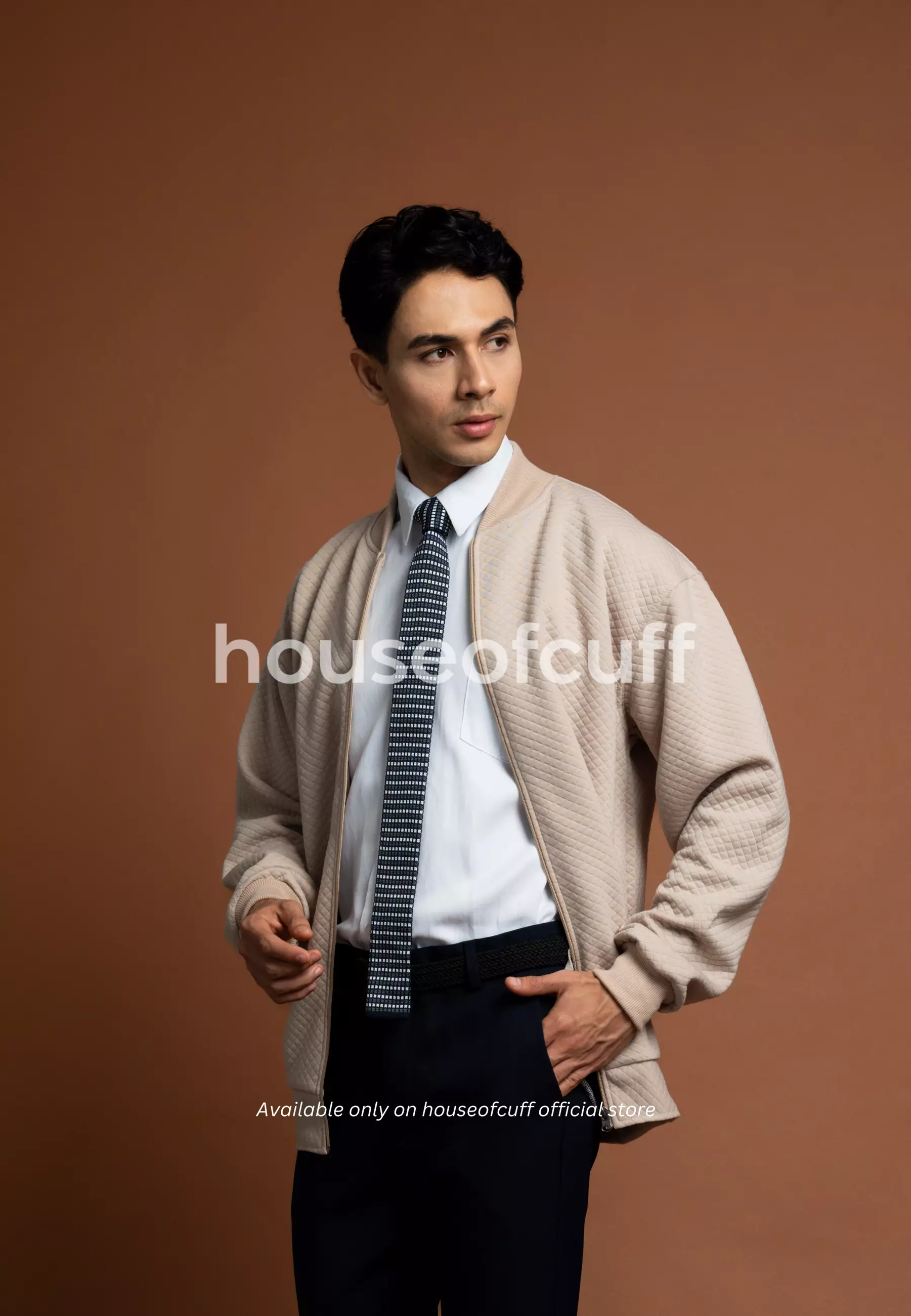 Houseofcuff Jaket Katun Outer Bomber Smart Casual Krem