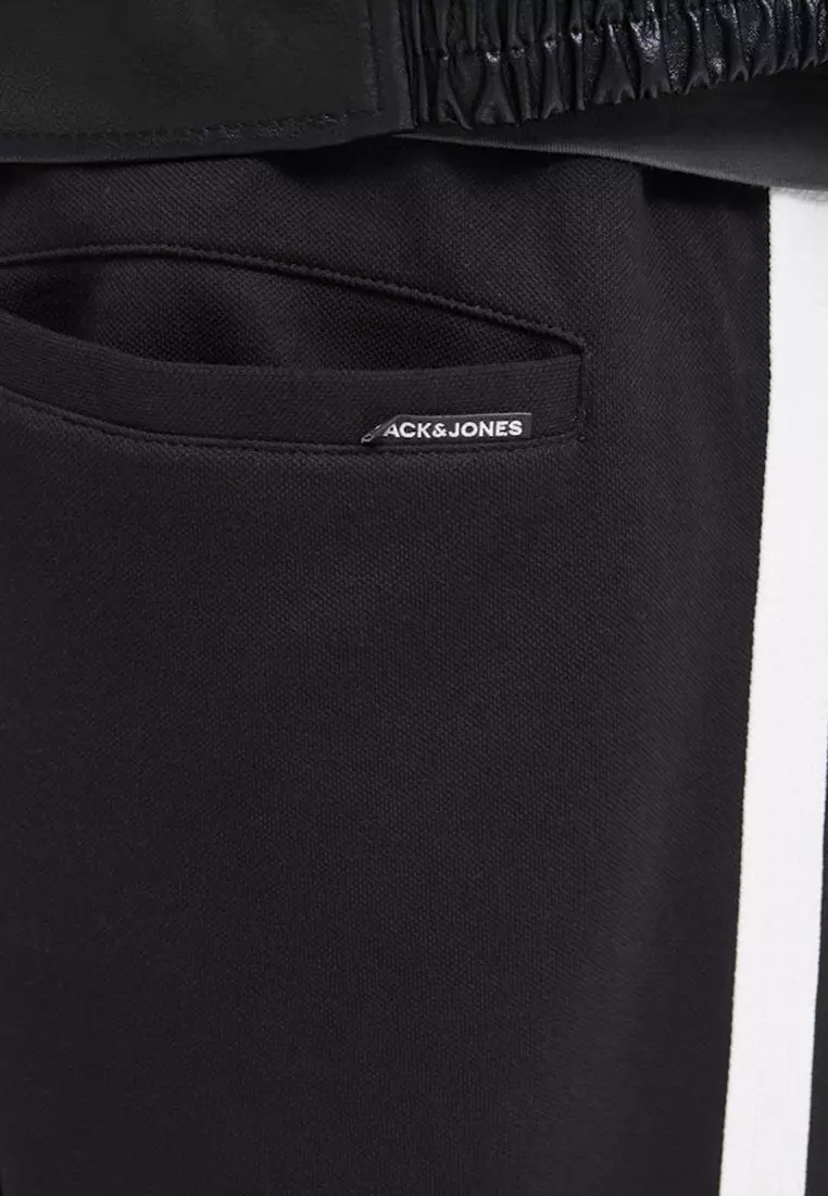 Wide Leg Fit Jogger Pants