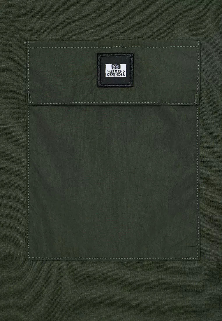 MENS BLACK FOREST STINIVA PARACHUTE POCKET TEE