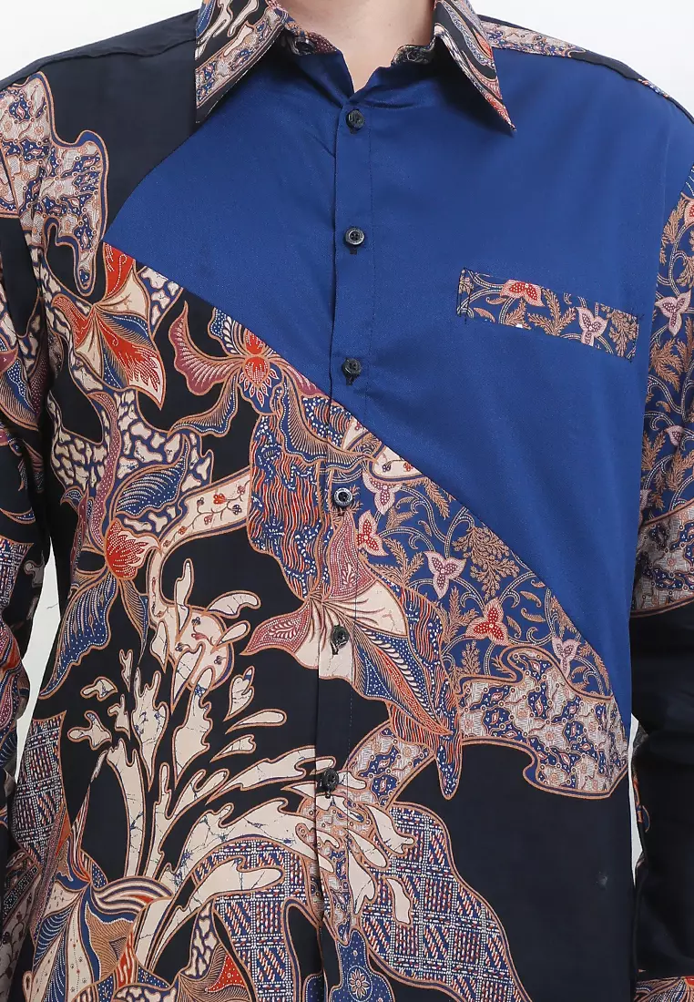 Kemeja Body Fit Batik Daun