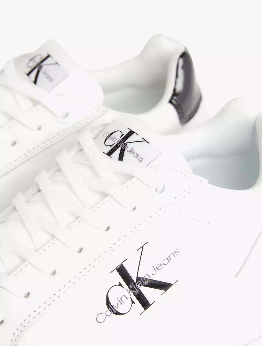 CALVIN KLEIN FOOTWEAR - BOLD PLATF LOW LACE LEATHER PLATFORM TRAINER - White - white