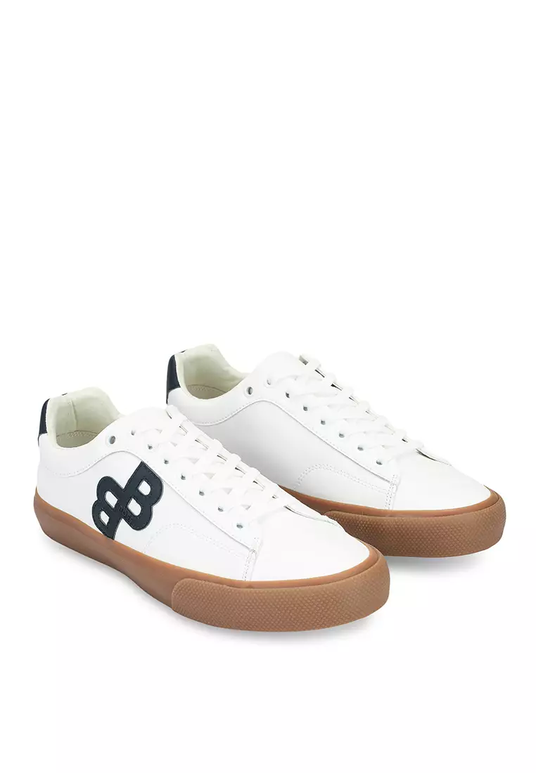 Trainers boss hotsell