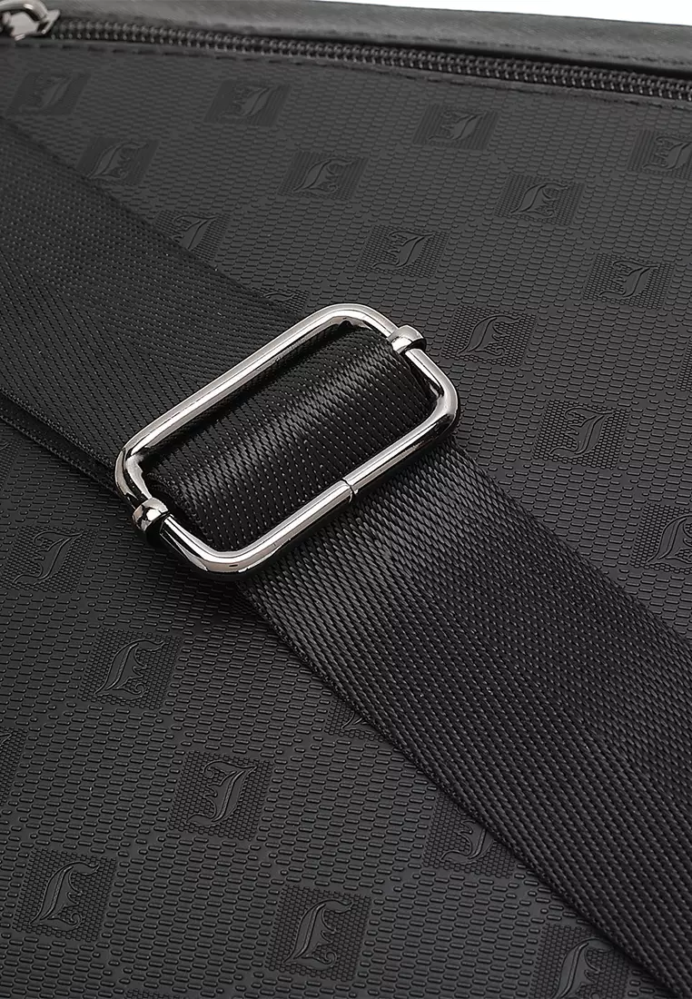 Men's Sling Bag / Crossbody Bag - Black