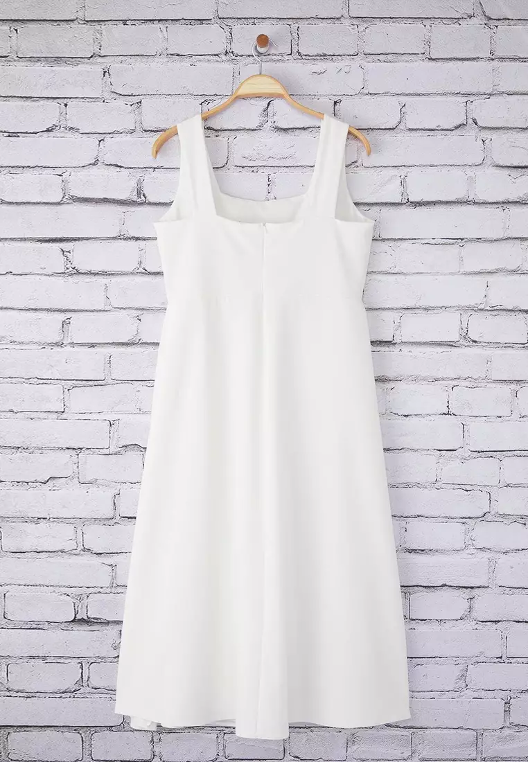 White Finike Woven Plus Size Dress