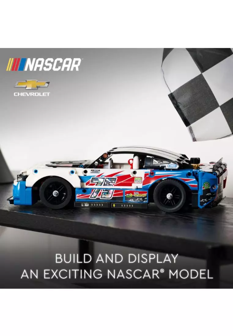 LEGO Technic - NASCAR® Next Gen Chevrolet Camaro ZL1