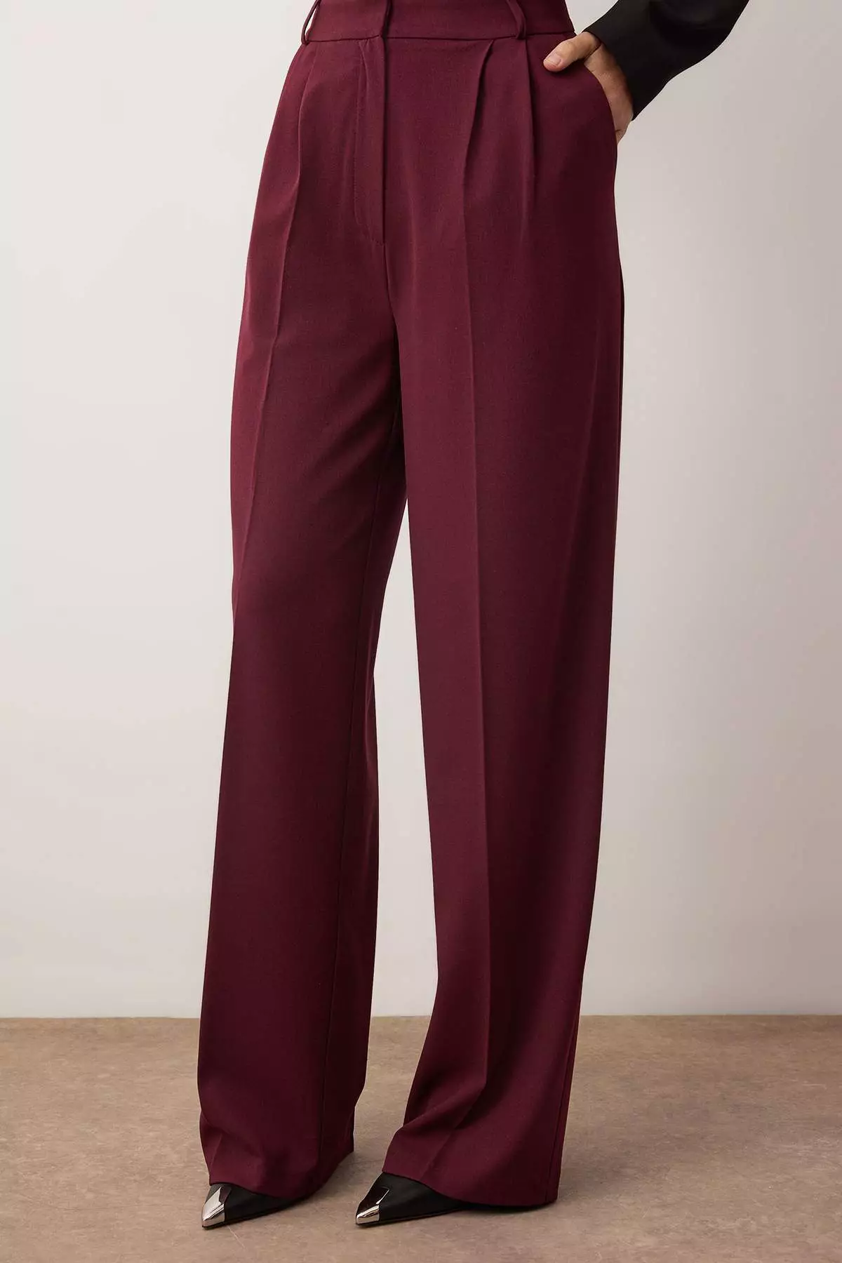 Plum Wide-Leg Woven Pants Tpraw23Pl16