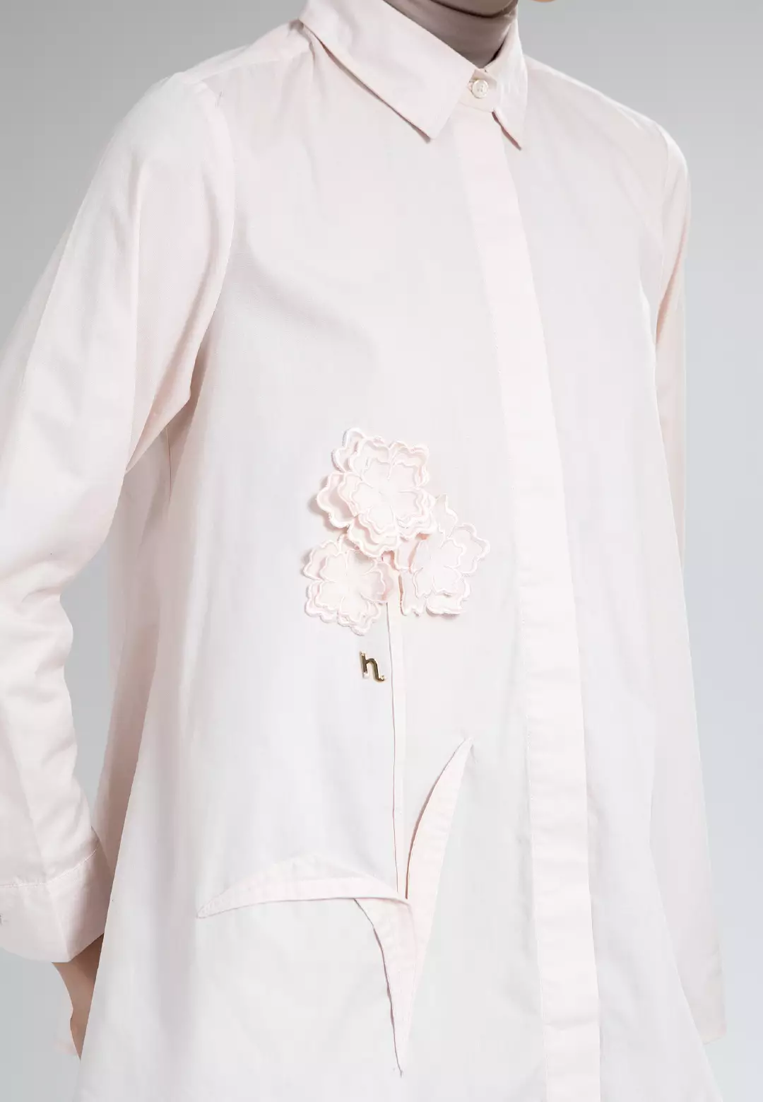 HijabChic Elarona Blush Pink Top - Atasan Kemeja Flower Bordir Tiga Dimensi Unik