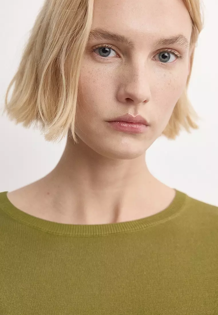 Long-Sleeves Knitted Sweater