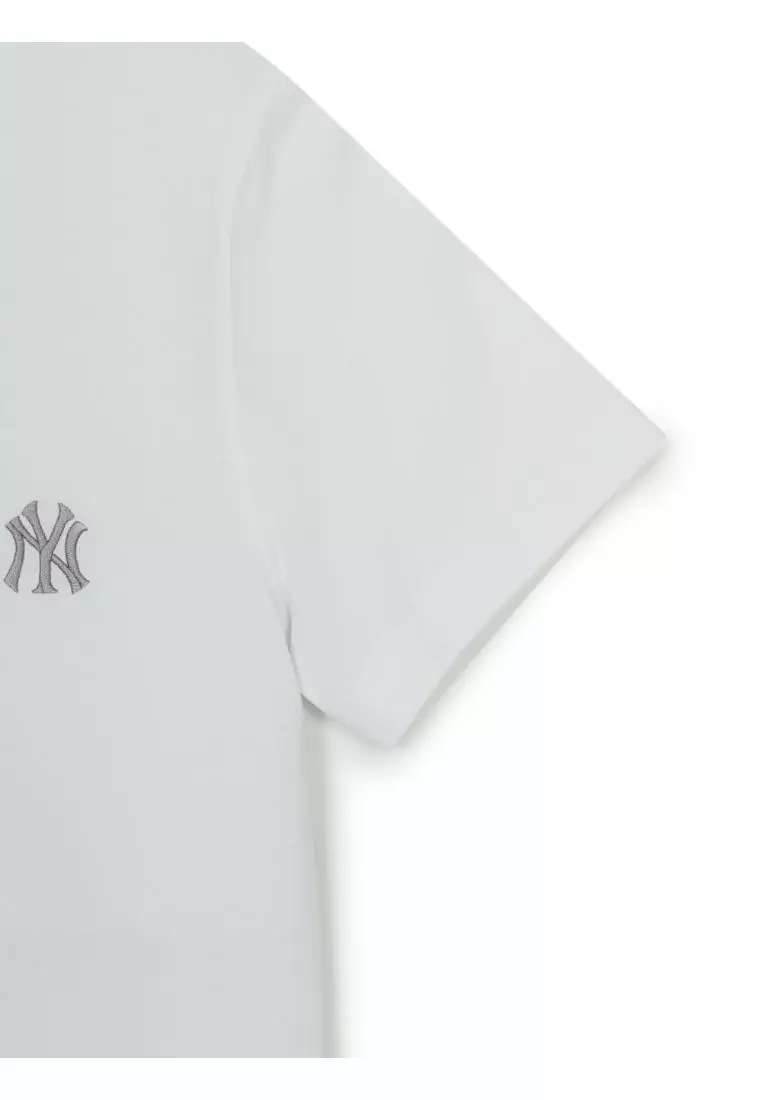 BASIC COMFORTABLE FIT T-SHIRTS NEW YORK YANKEES