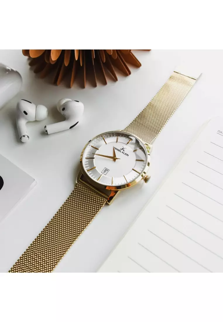 Gold mesh top strap watch mens