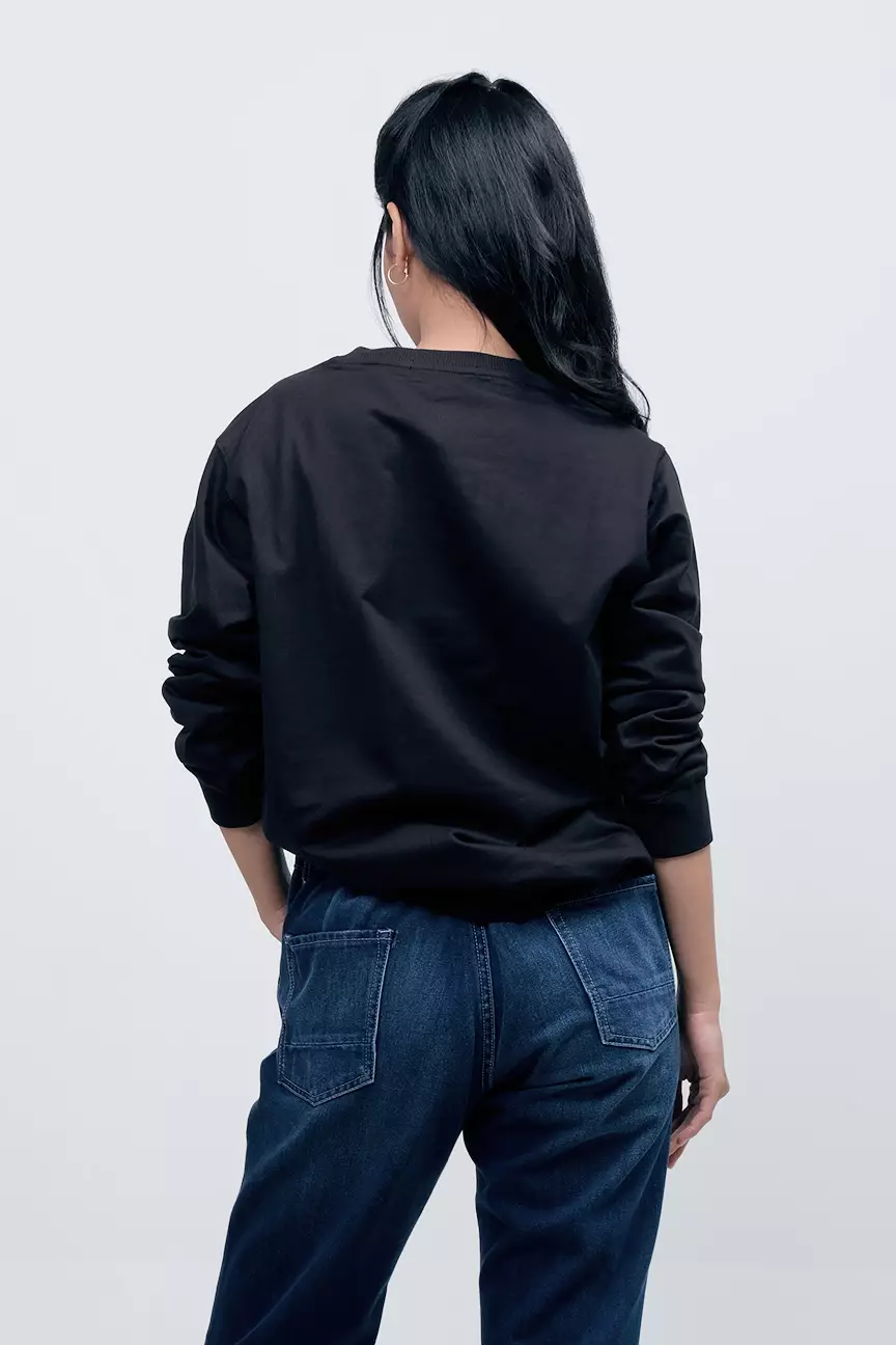 Sweater Wanita Qenan Black