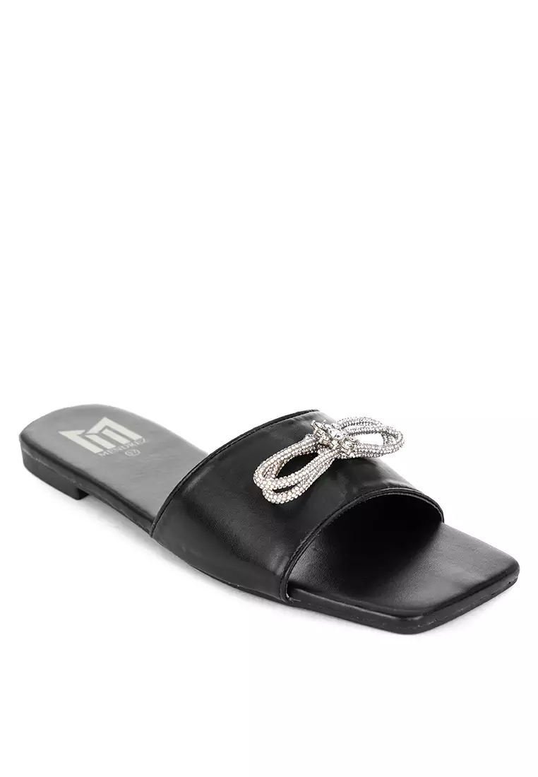 Discount on mendrezIwoman  shoes - SKU: Addison Shoes