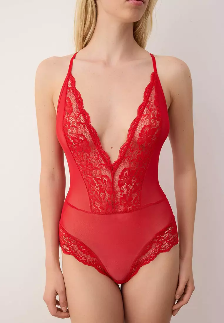 Red Tulle Lace Detailed Uncovered Knitted Bodysuit
