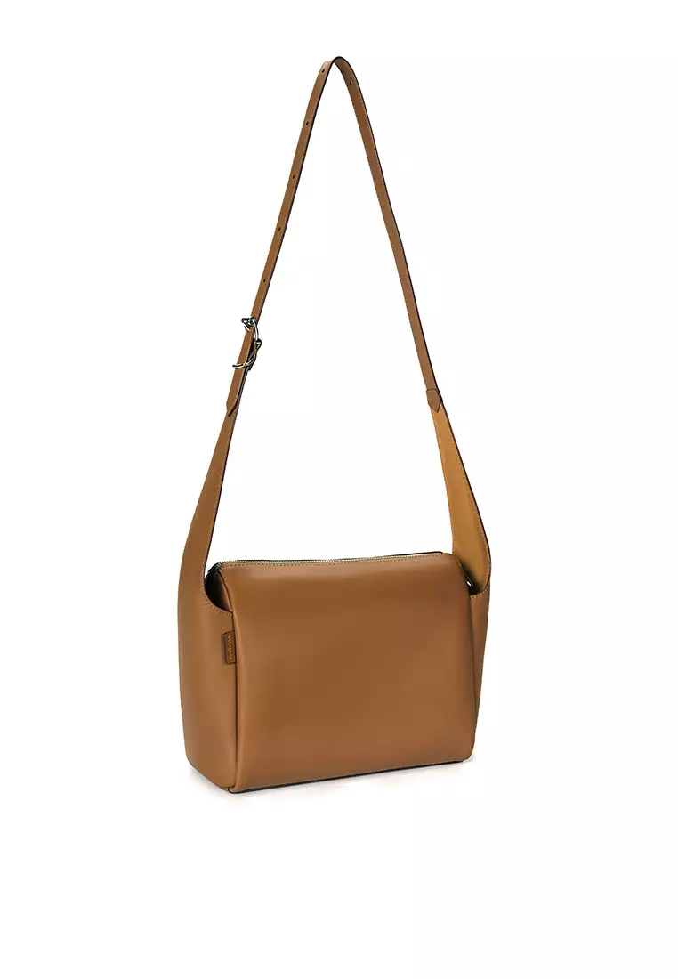 Petrichor Pockets Shoulder Bag Small - Caramel