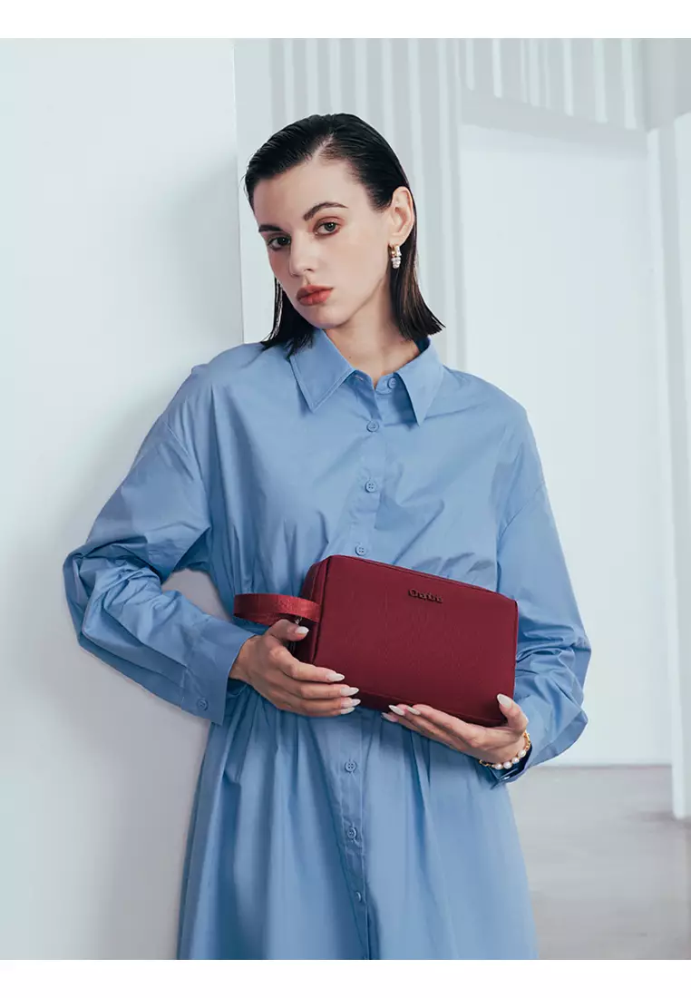 Waterproof Travel Organizer and Makeup Pouch Storage Bag for Women