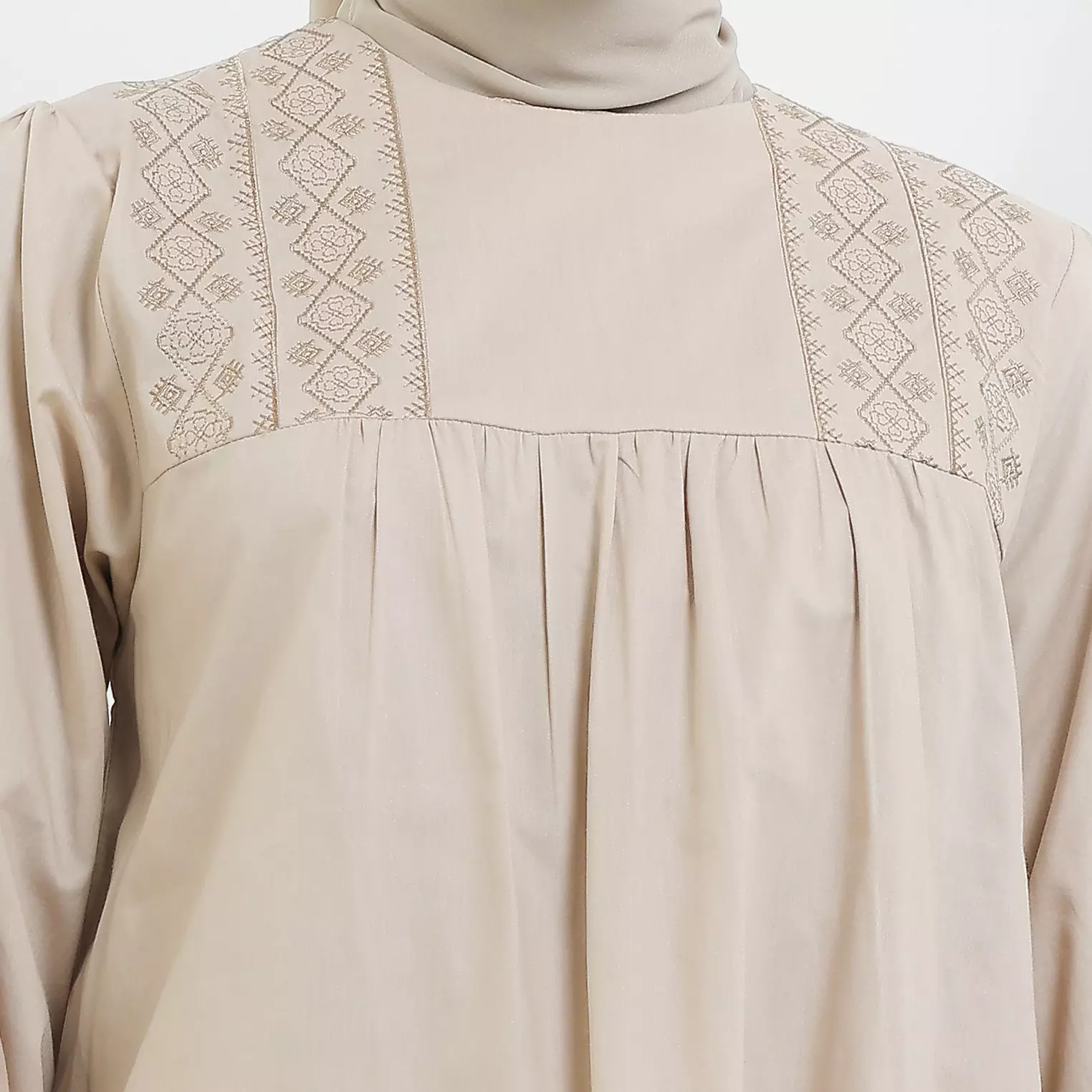 MFMW Mejoa Atasan Blouse Cream
