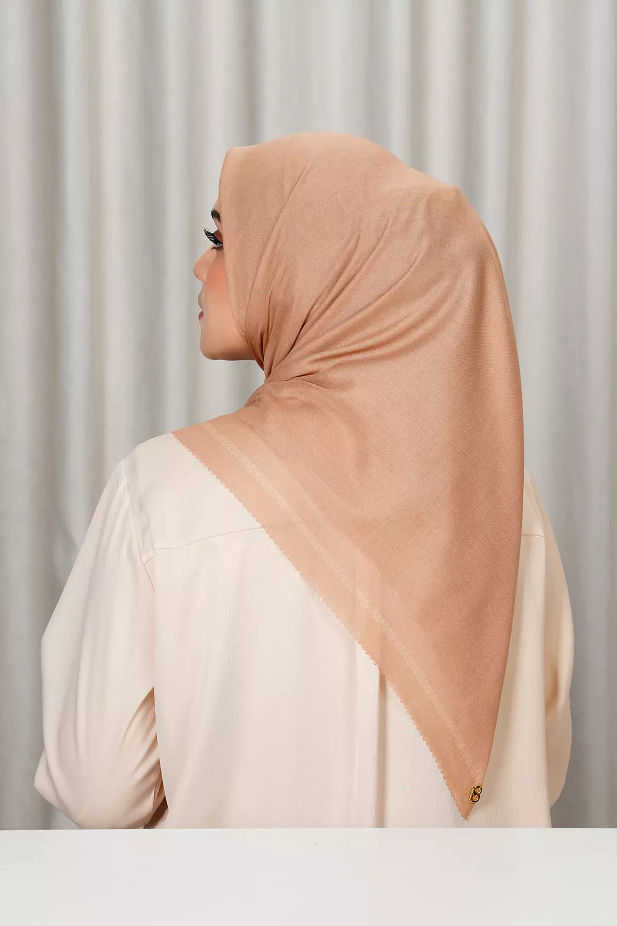 Today's Scarf - Sand