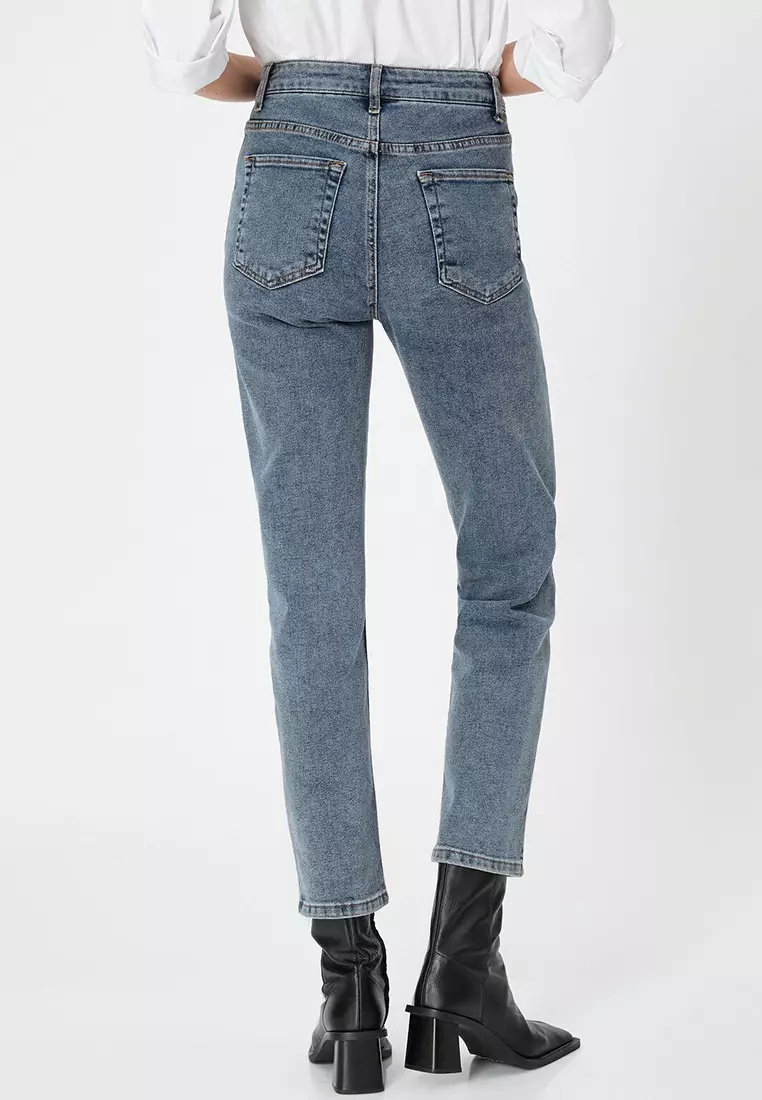 Eve High Rise Crop Slim Straight