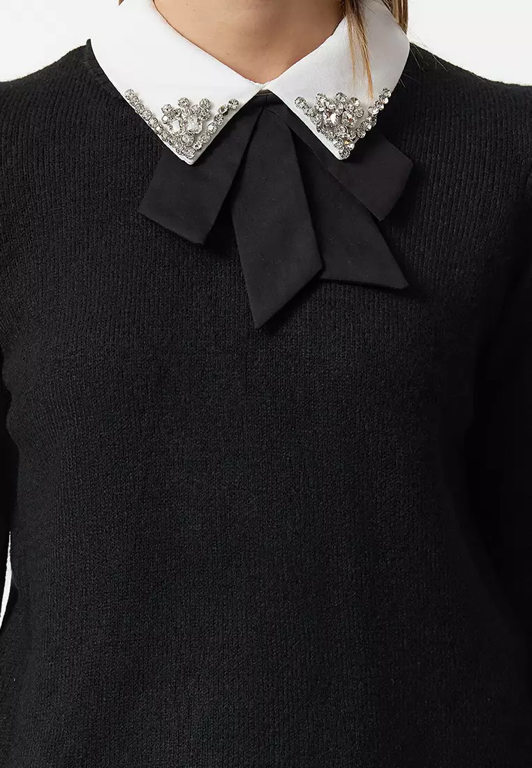 Black Soft Textured Garnished Ribbon/Bow Detailed Stone Knitted Sweater Twoaw25Kz00035