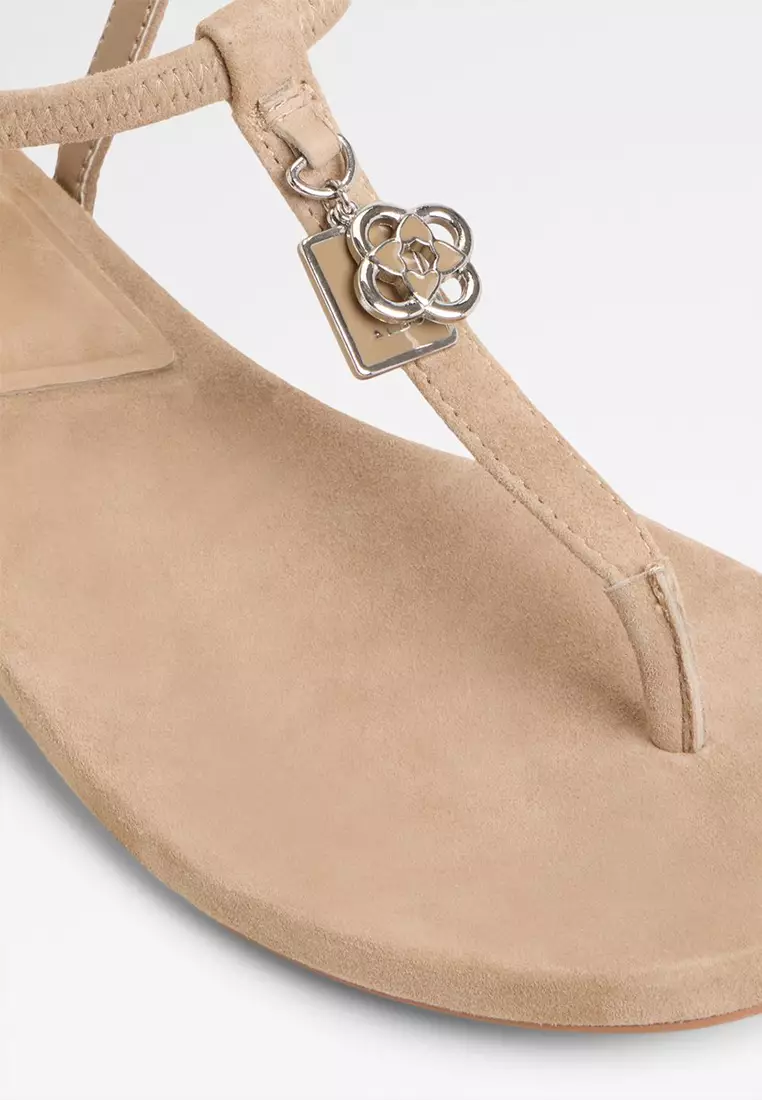 Adwelahar Flat Sandals