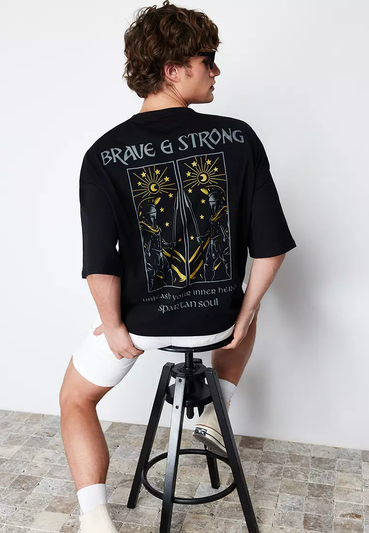 Hero tshirt shop