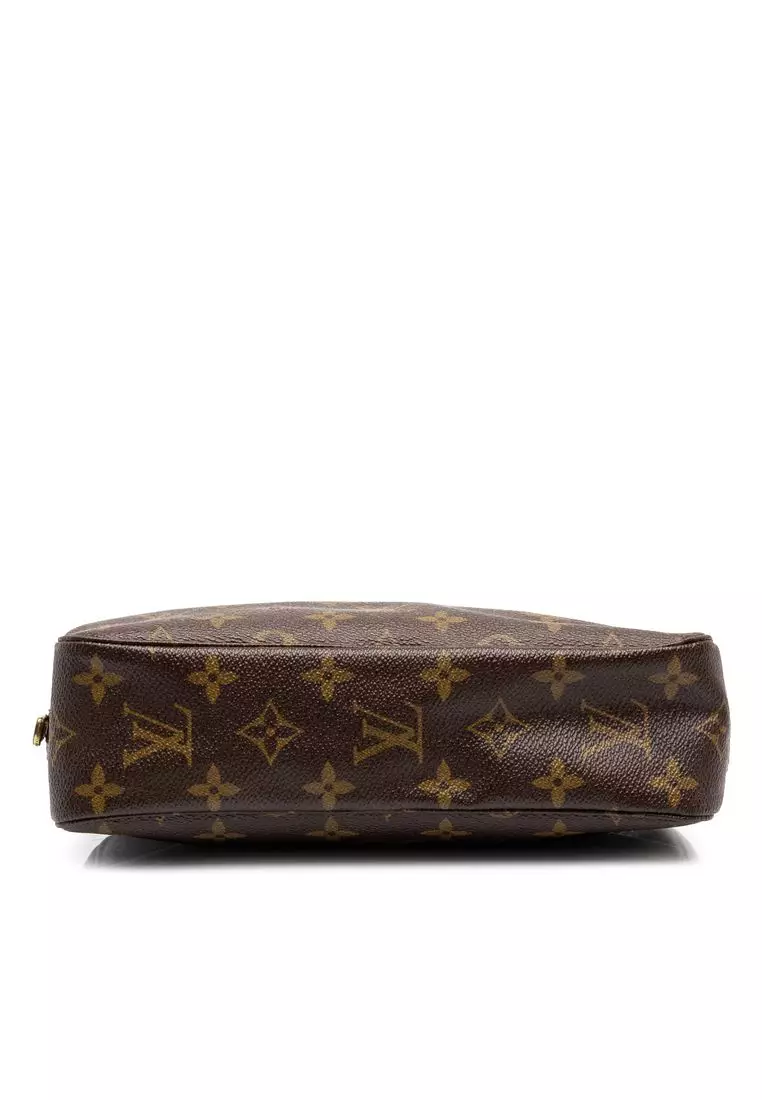 Pre-Loved Louis Vuitton Monogram Trousse Toilette 23