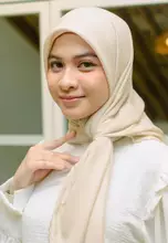 Cream Almond
