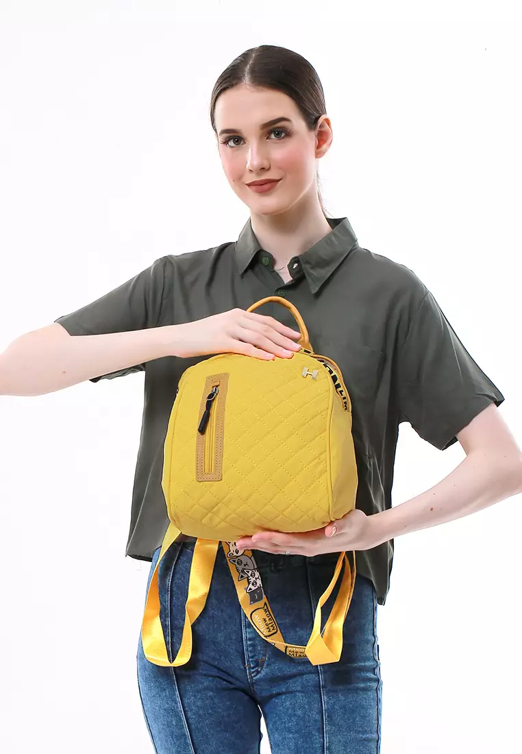 Cellyn Tas Ransel Mini Wanita Strap Desain Font Material Leather ORIGINAL - Yellow