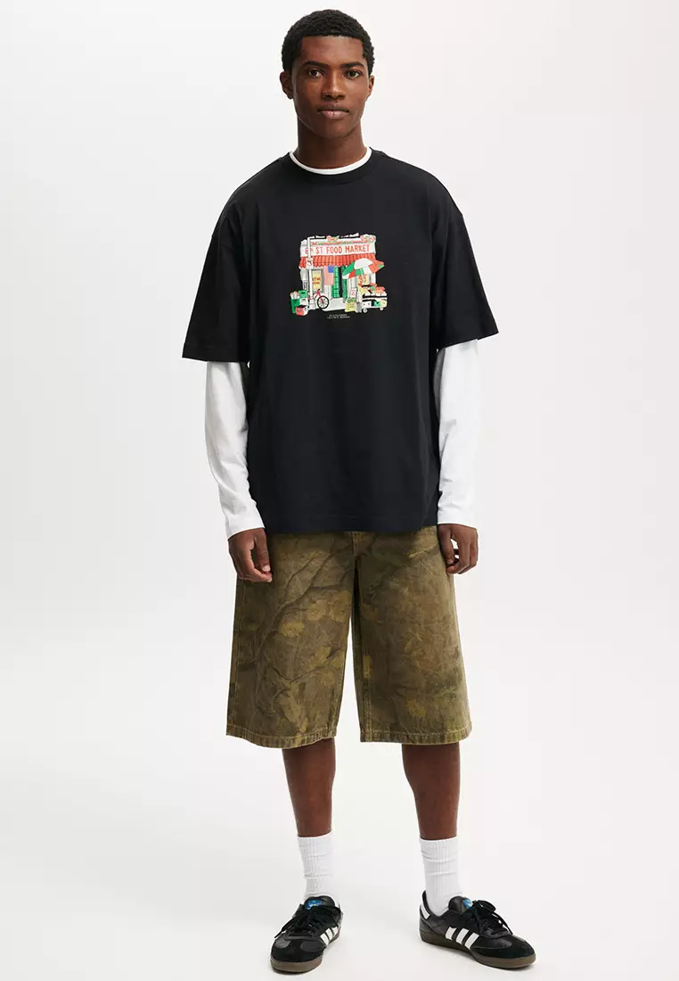 Box Fit Graphic T-Shirt