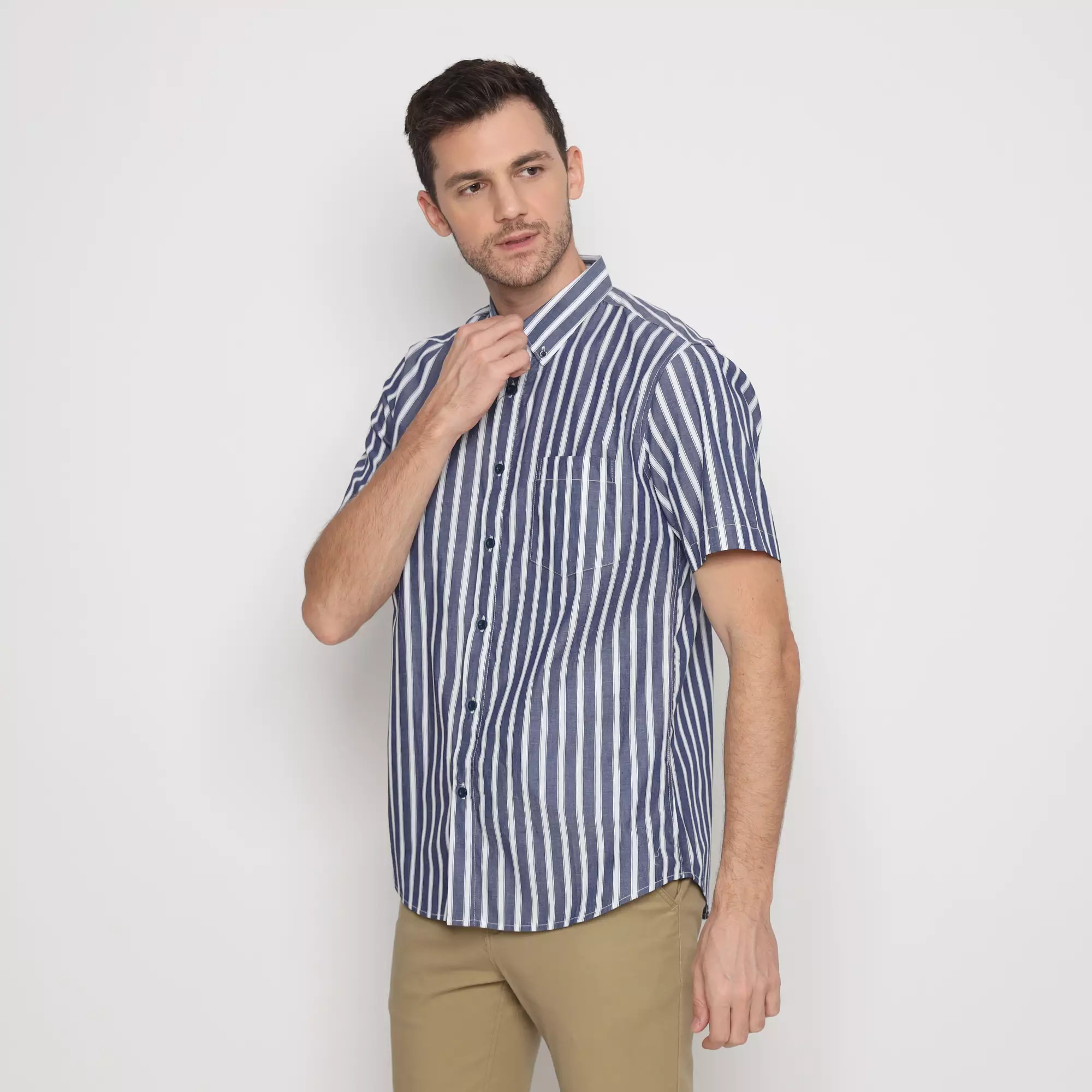 Platini Kemeja Motif Salur Pria Lengan Pendek Katun Navy 73466