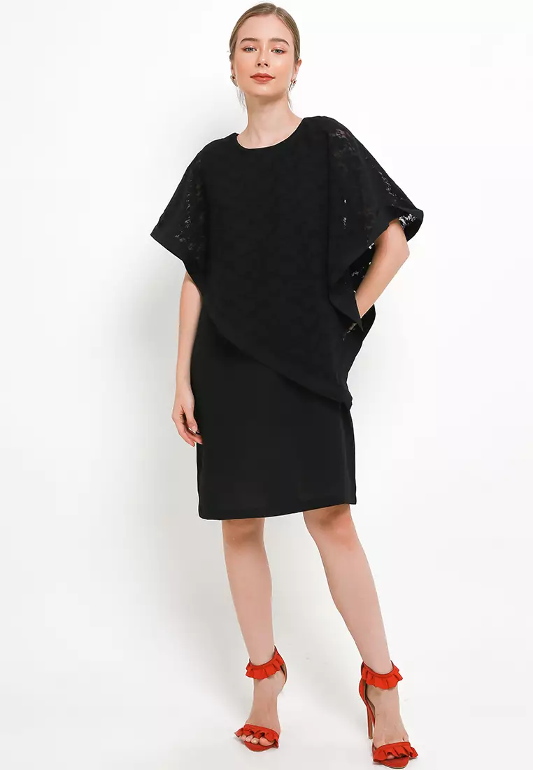 Wisteria Lace Dress In Black