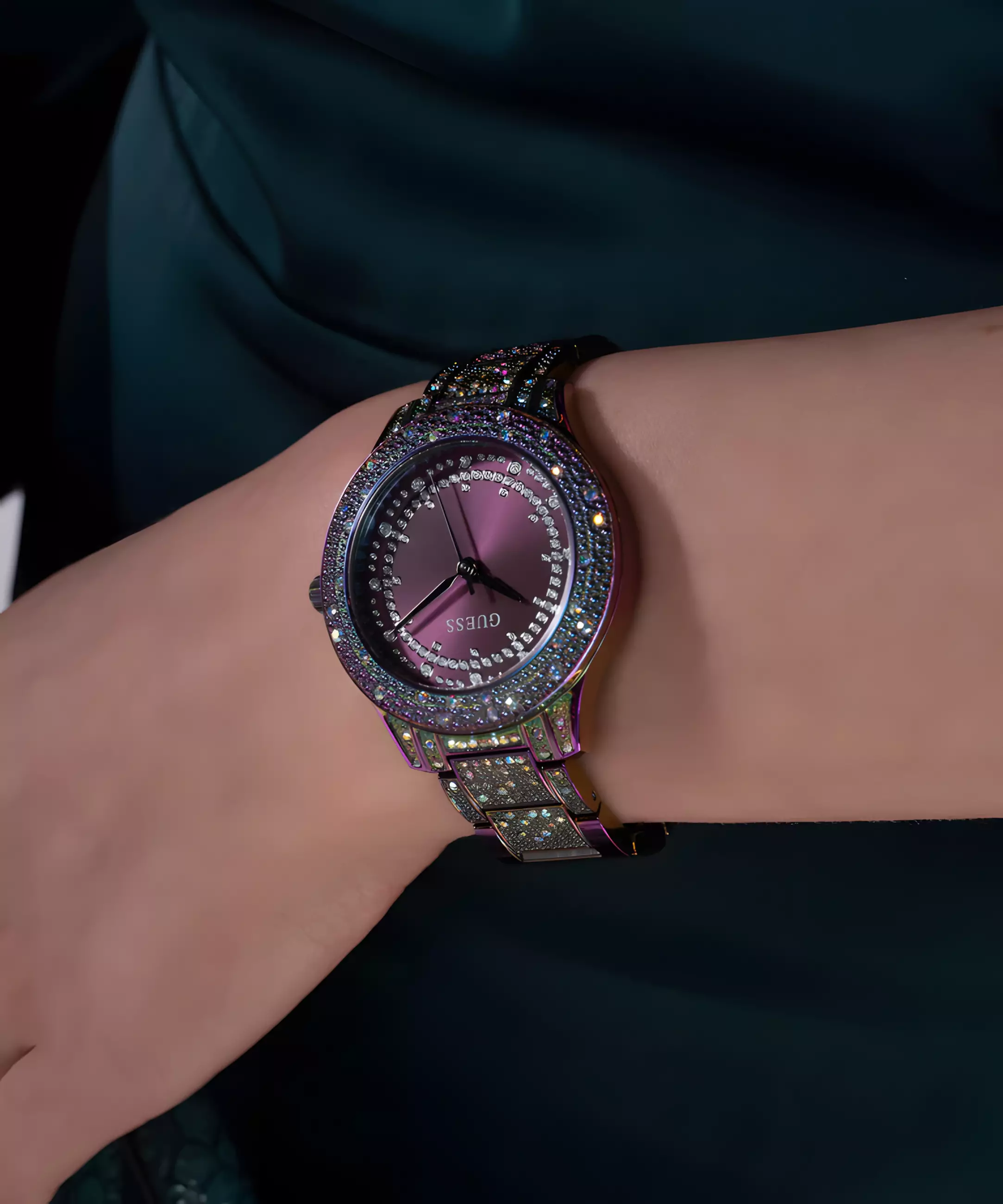 Guess Ladies Watch Iridescent Purple - Jam Tangan Analog Wanita - All Stainless Steel -  GW0746L3