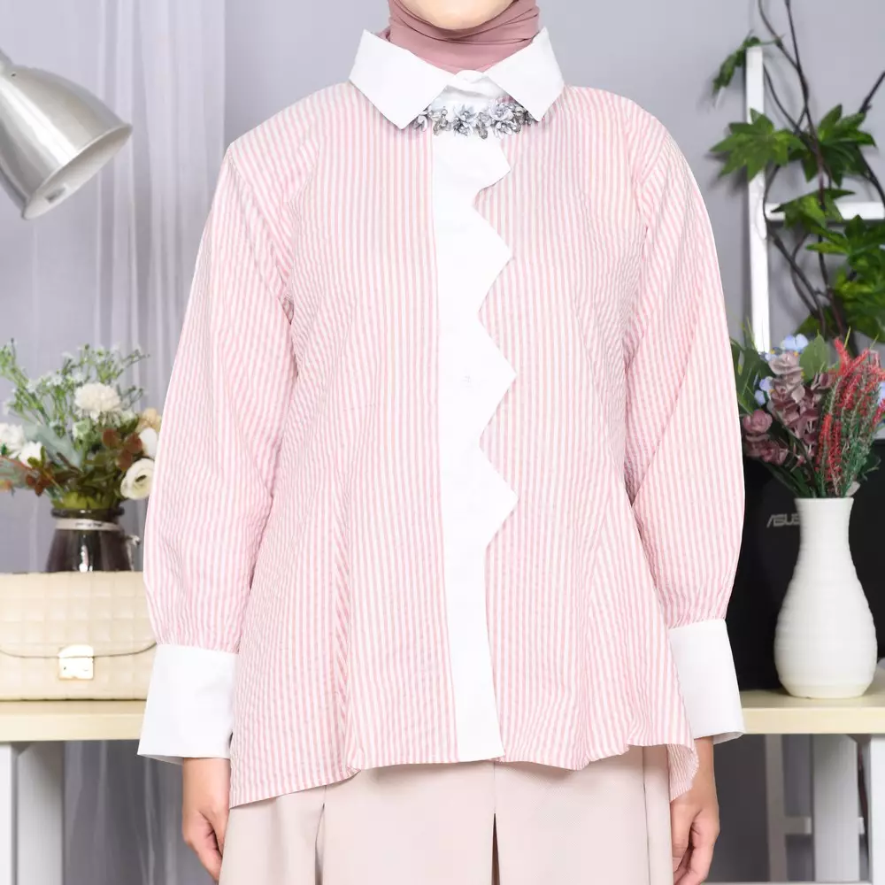 Katya Kemeja Peplum Zigzag - Soft Pink M19997 R44S1
