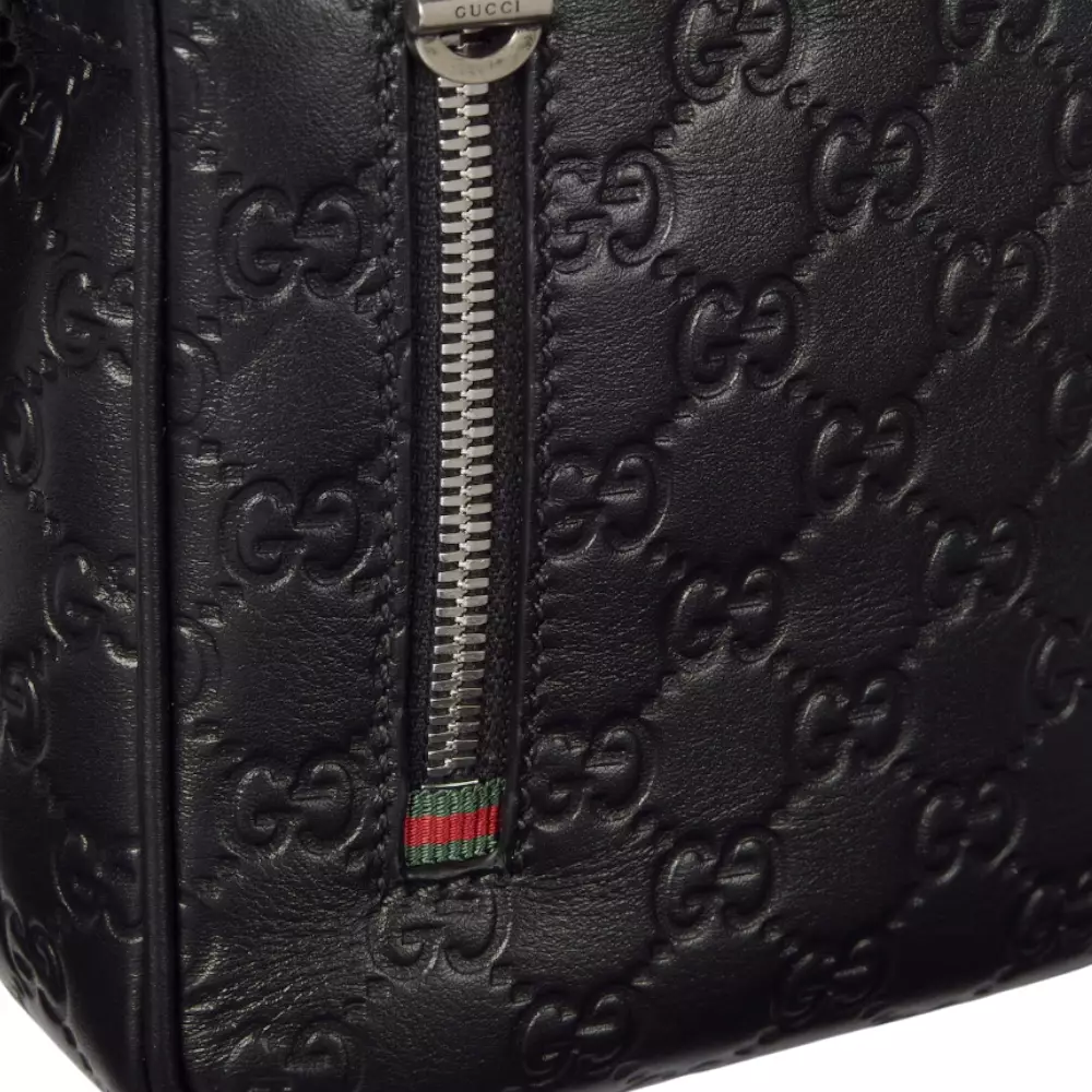 GG Emblem Small Crossbody Bag Black
