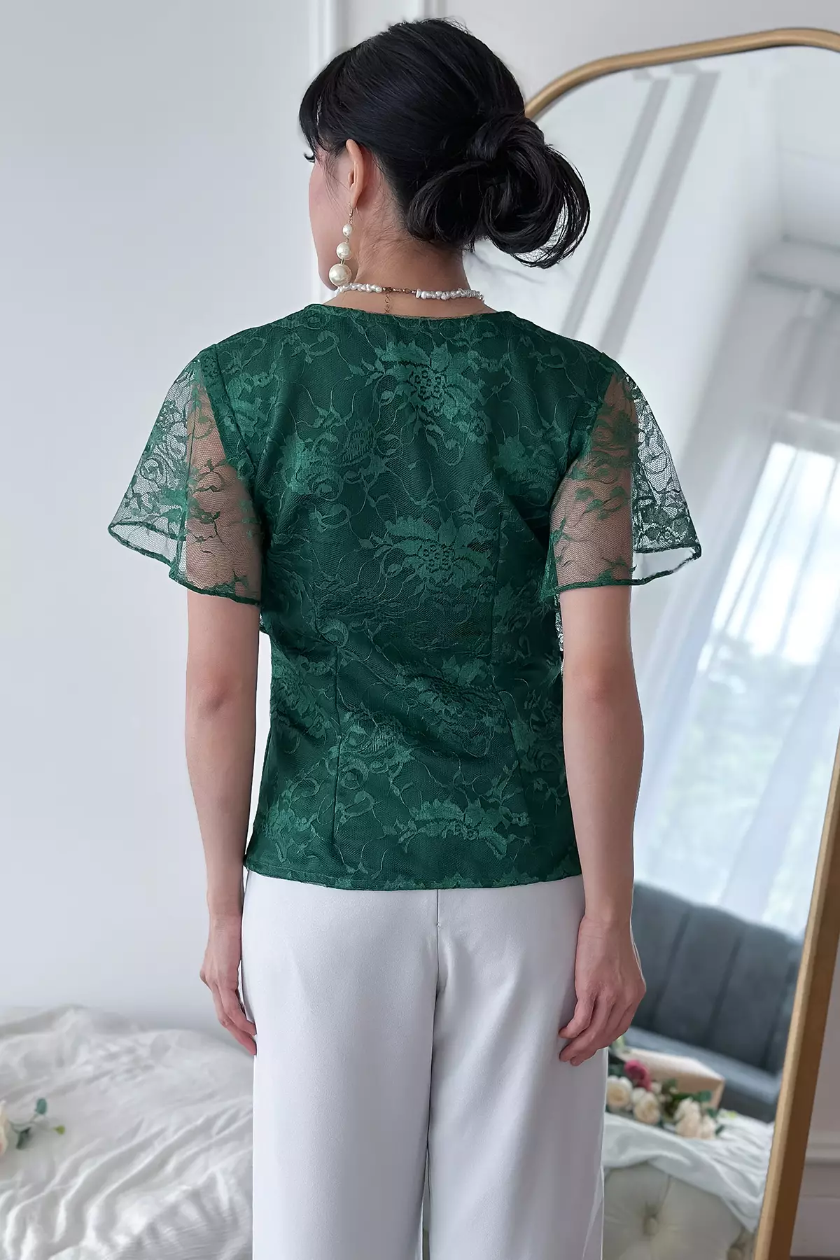 Soraya Dainty Brukat Emerald Kebaya