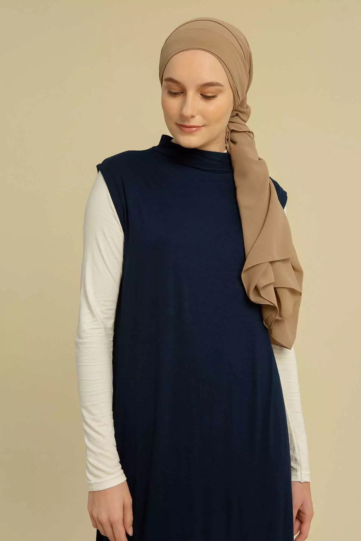 Inner Dress Tanpa Lengan Navy