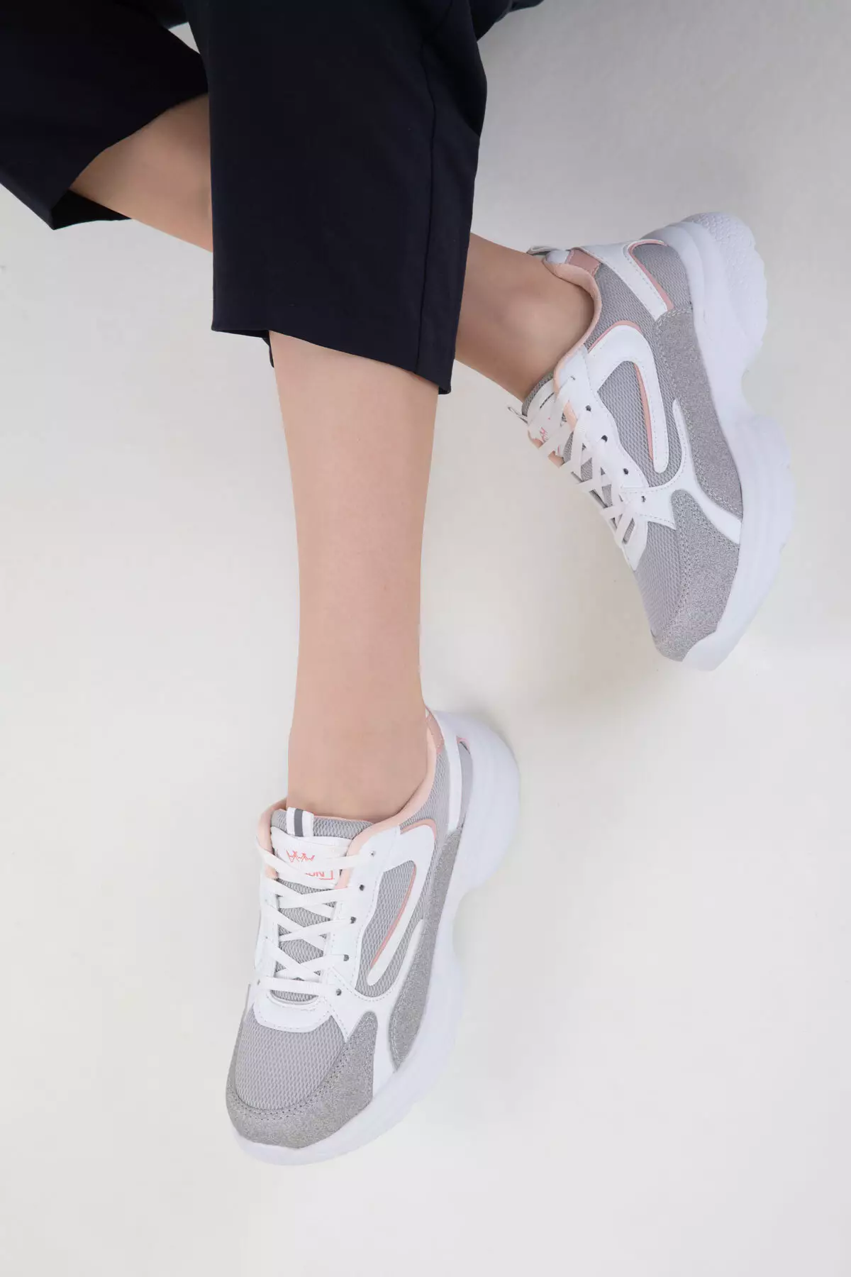 Ice-Powder-Y Women's Sneaker 18802