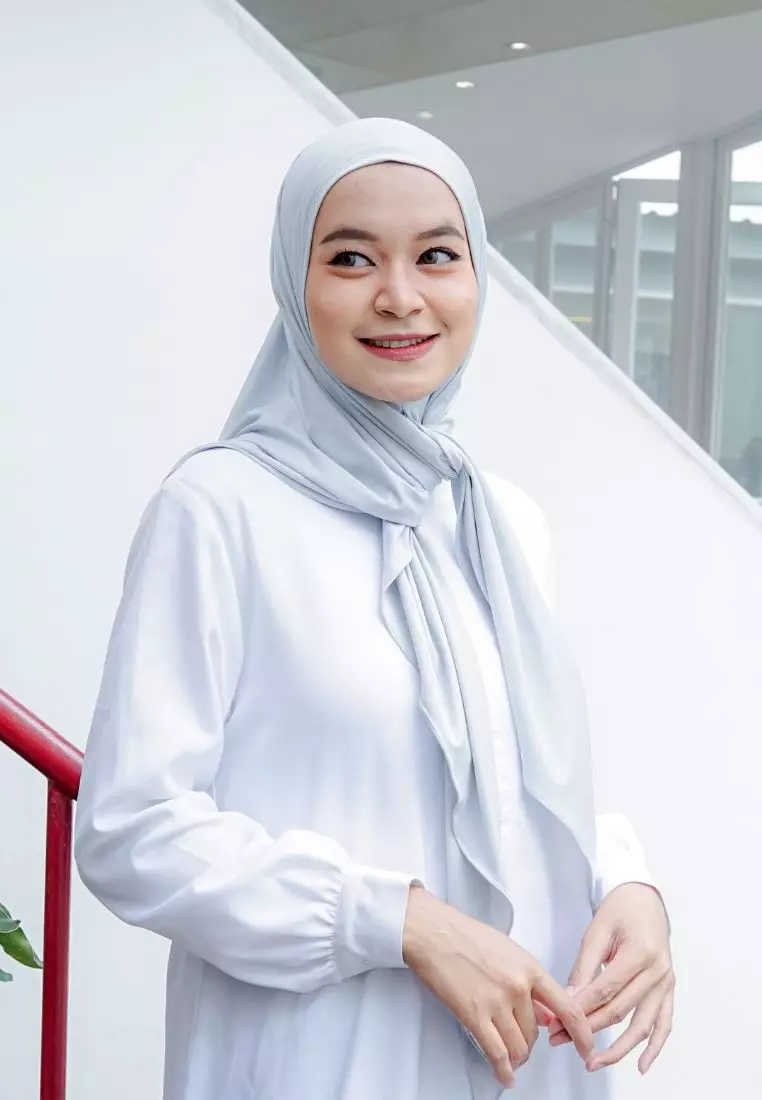 Segitiga Instan Oval Kania Silver