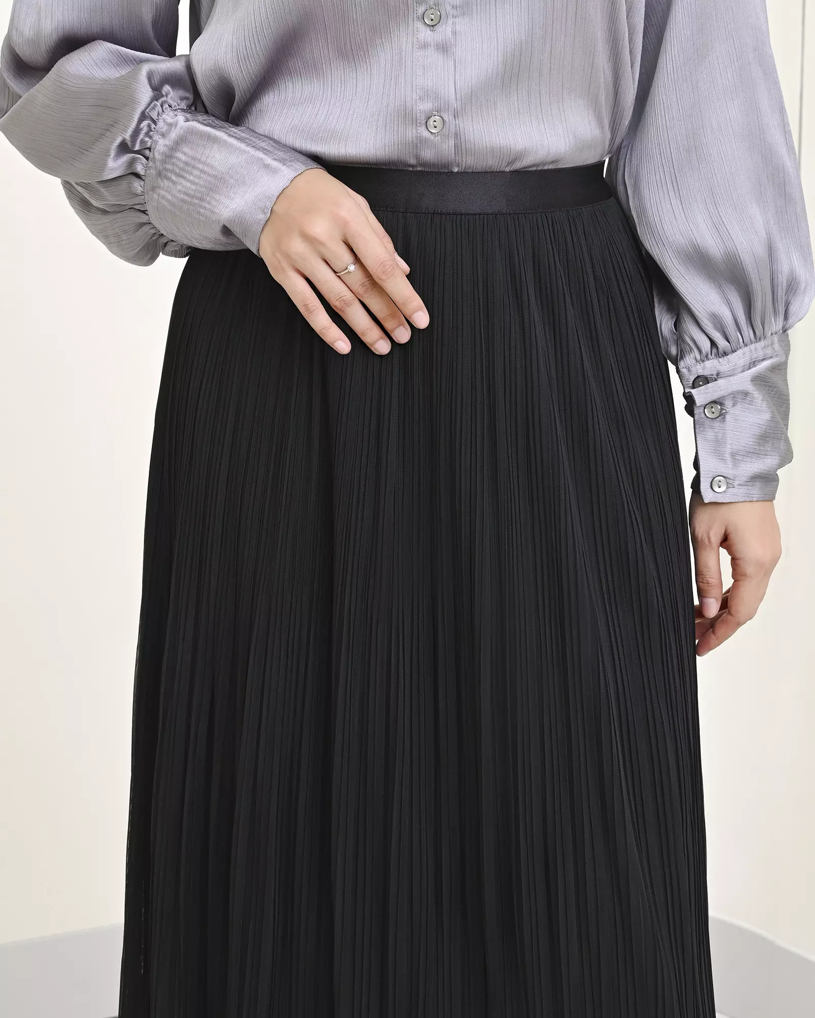 Geulis.id ELENA SKIRT / ROK WANITA - BLACK