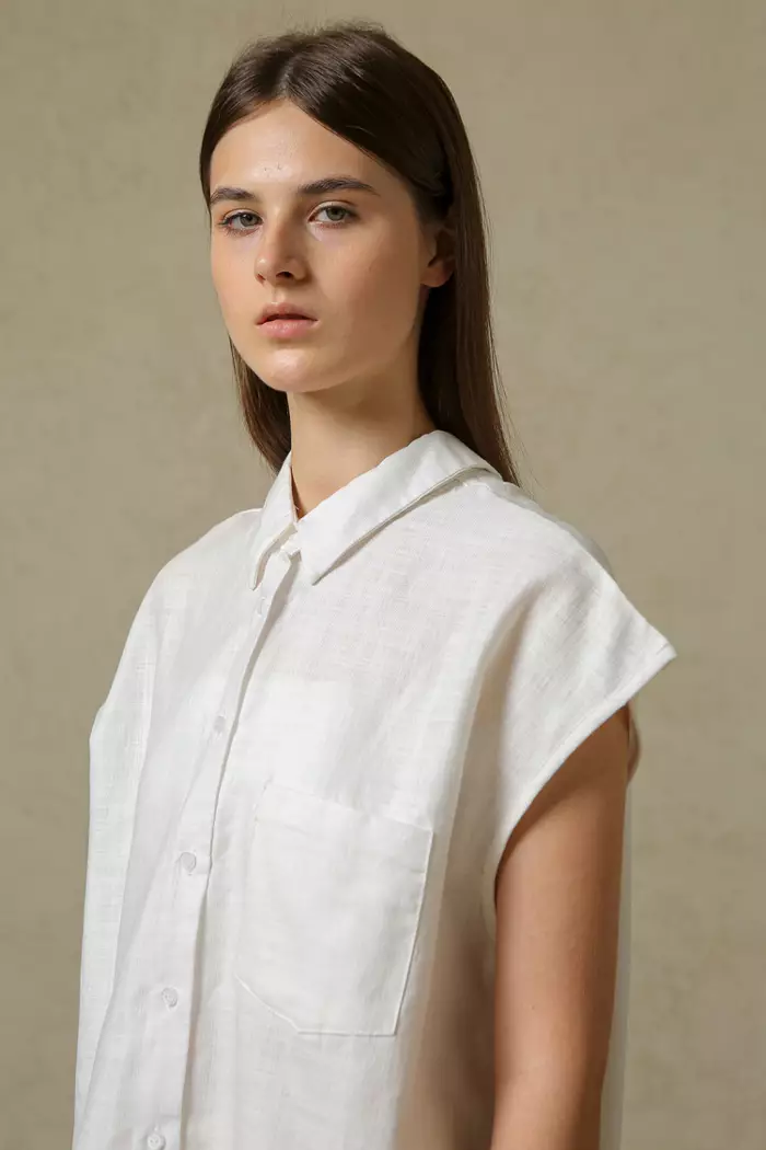 COTTONINK Studio - Atasan Kemeja Wanita Off-white Girma #StudioSummerCollection