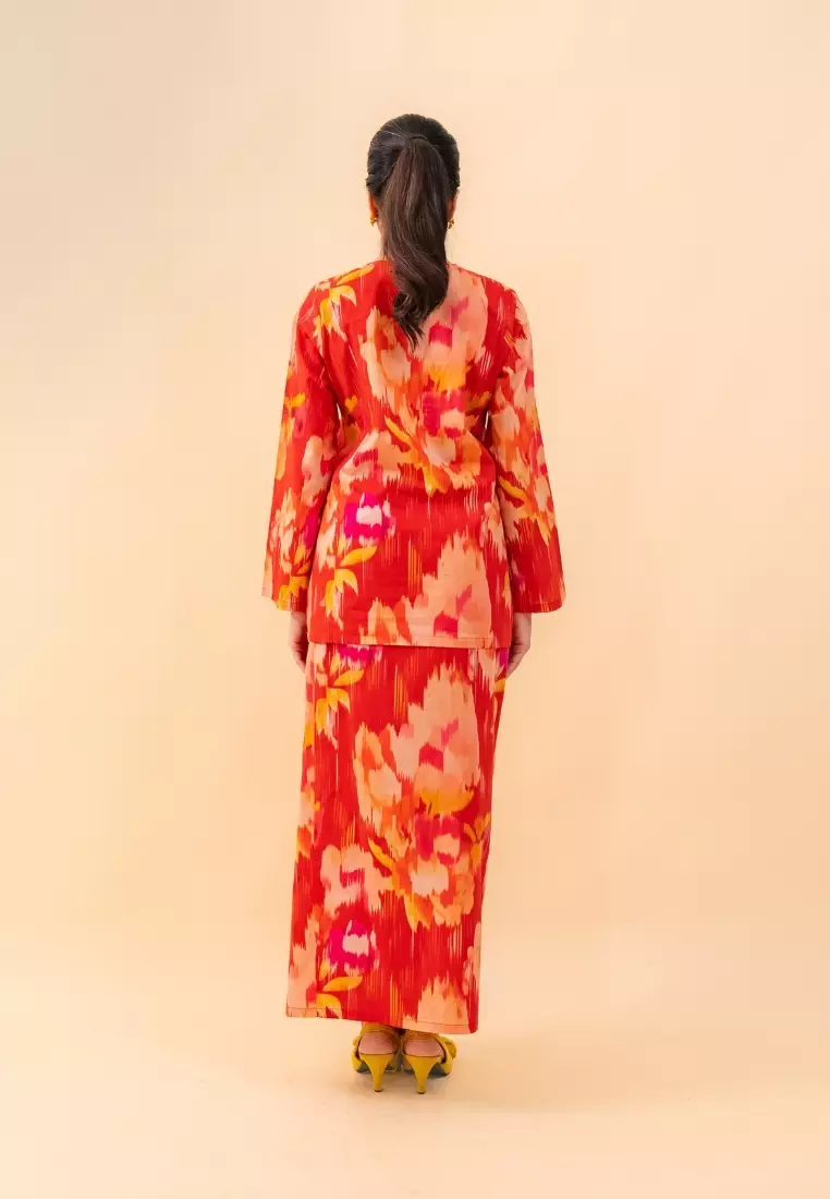 Bayu Somerset Meilani Kurung