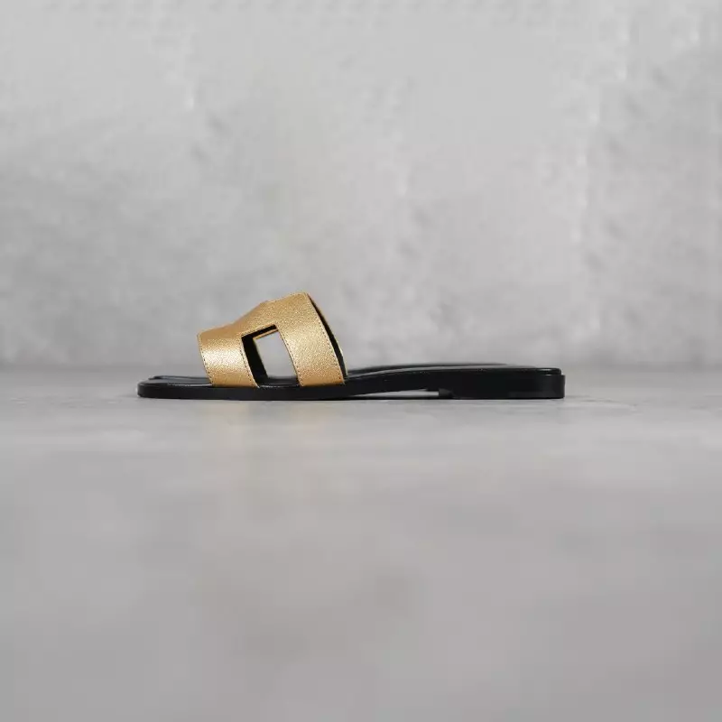 Sandal HERMES ORAN METALLIC GOLD BLACK SANDAL 100% ORIGINAL