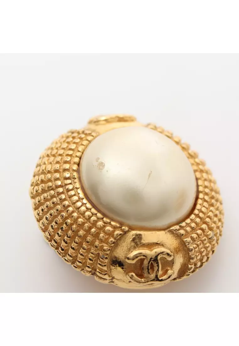 CHANEL-CoCo-Mark-Drop-Earrings-Imitation-Pearl-Champagne-Gold-A19P –  dct-ep_vintage luxury Store