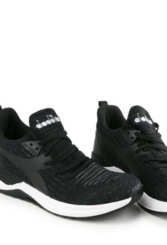 Jual Sepatu Olahraga Diadora Pria Original Zalora Indonesia
