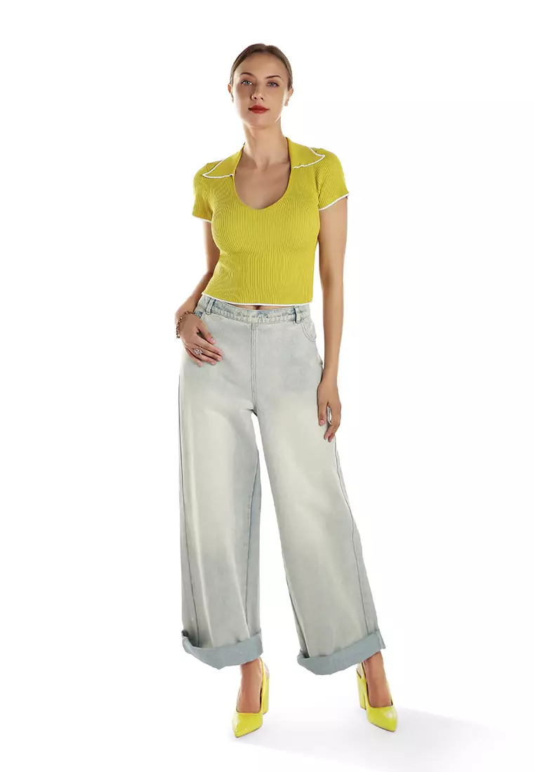 Kaos Polo Leher Sendok Dalam Warna Pistachio