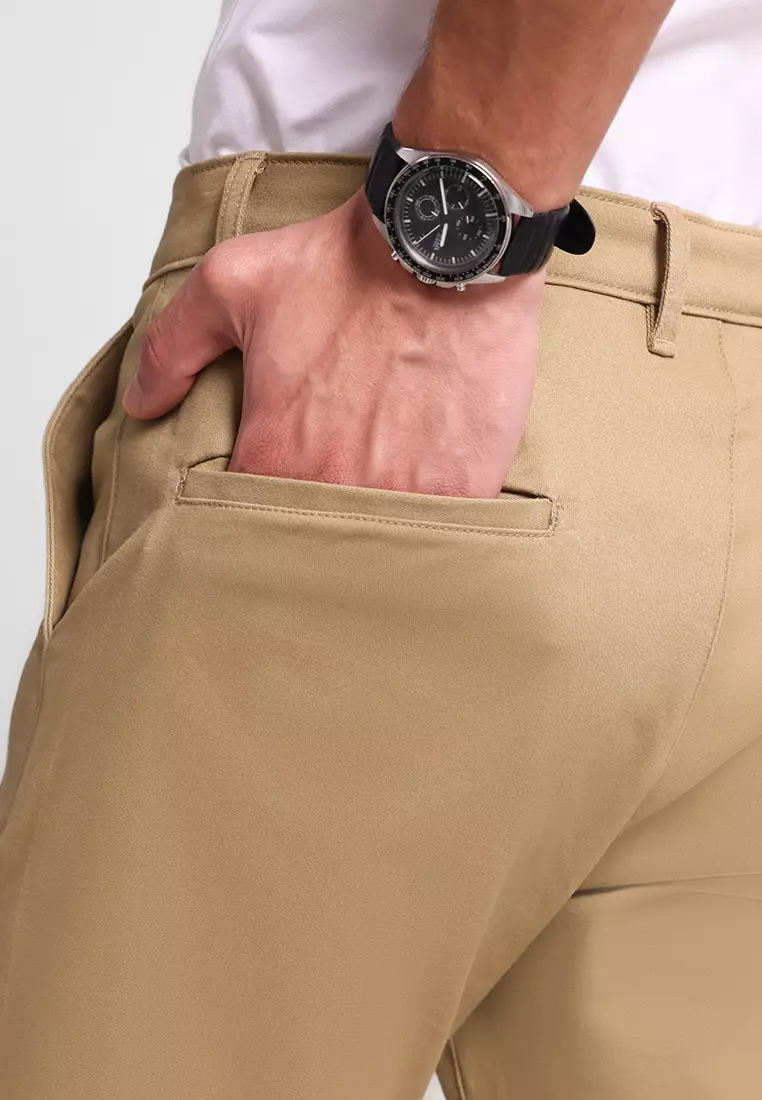MANZONE - Celana Panjang Chinos Pria Lorenzo 01 Slim Fit - Brown Warna Brown