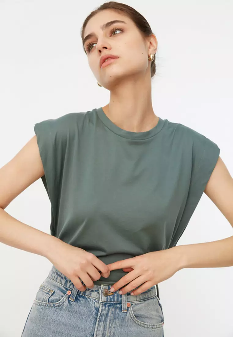 Padded Basic T-Shirt